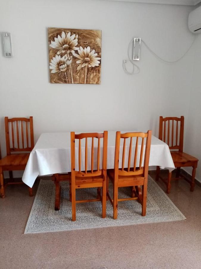 Apartamento Con Buena Vista Apartment ตอร์เรเวียคา ภายนอก รูปภาพ