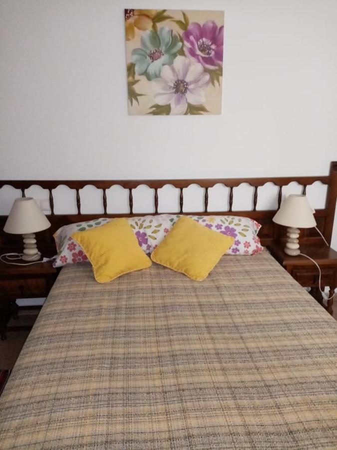 Apartamento Con Buena Vista Apartment ตอร์เรเวียคา ภายนอก รูปภาพ