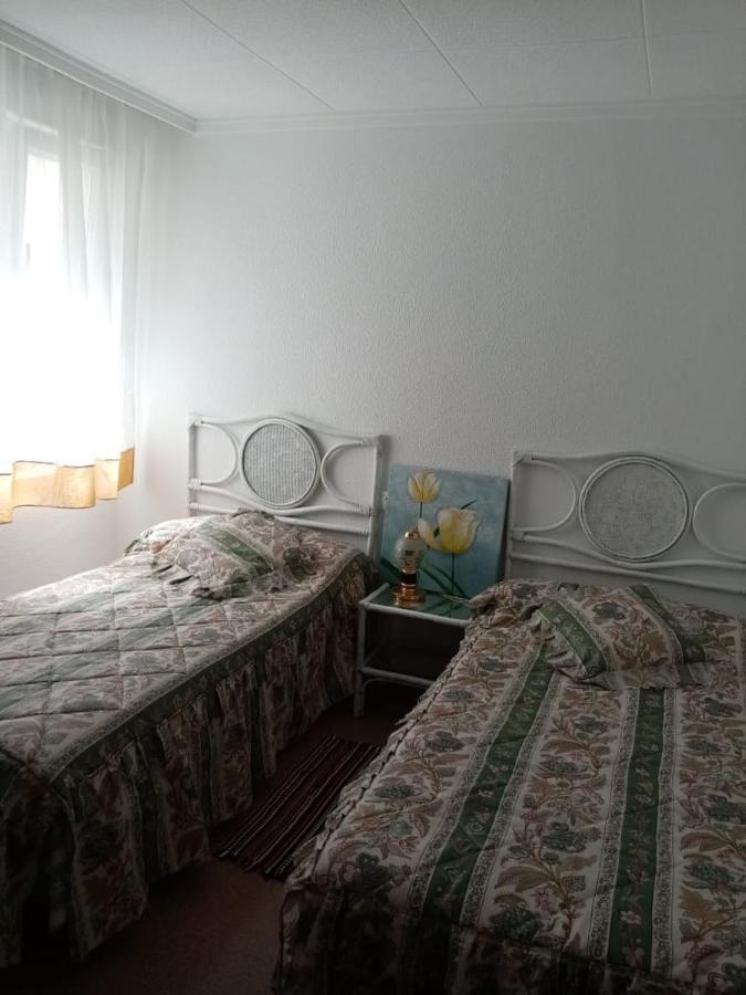 Apartamento Con Buena Vista Apartment ตอร์เรเวียคา ภายนอก รูปภาพ