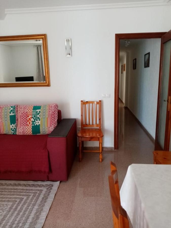 Apartamento Con Buena Vista Apartment ตอร์เรเวียคา ภายนอก รูปภาพ