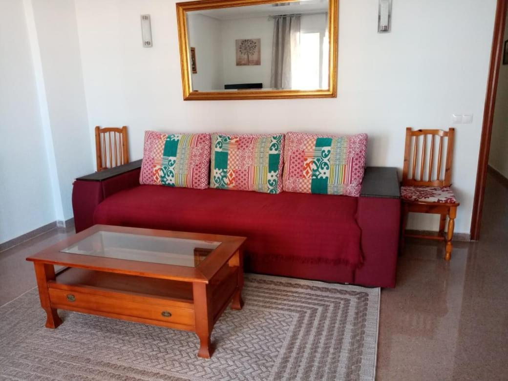 Apartamento Con Buena Vista Apartment ตอร์เรเวียคา ภายนอก รูปภาพ