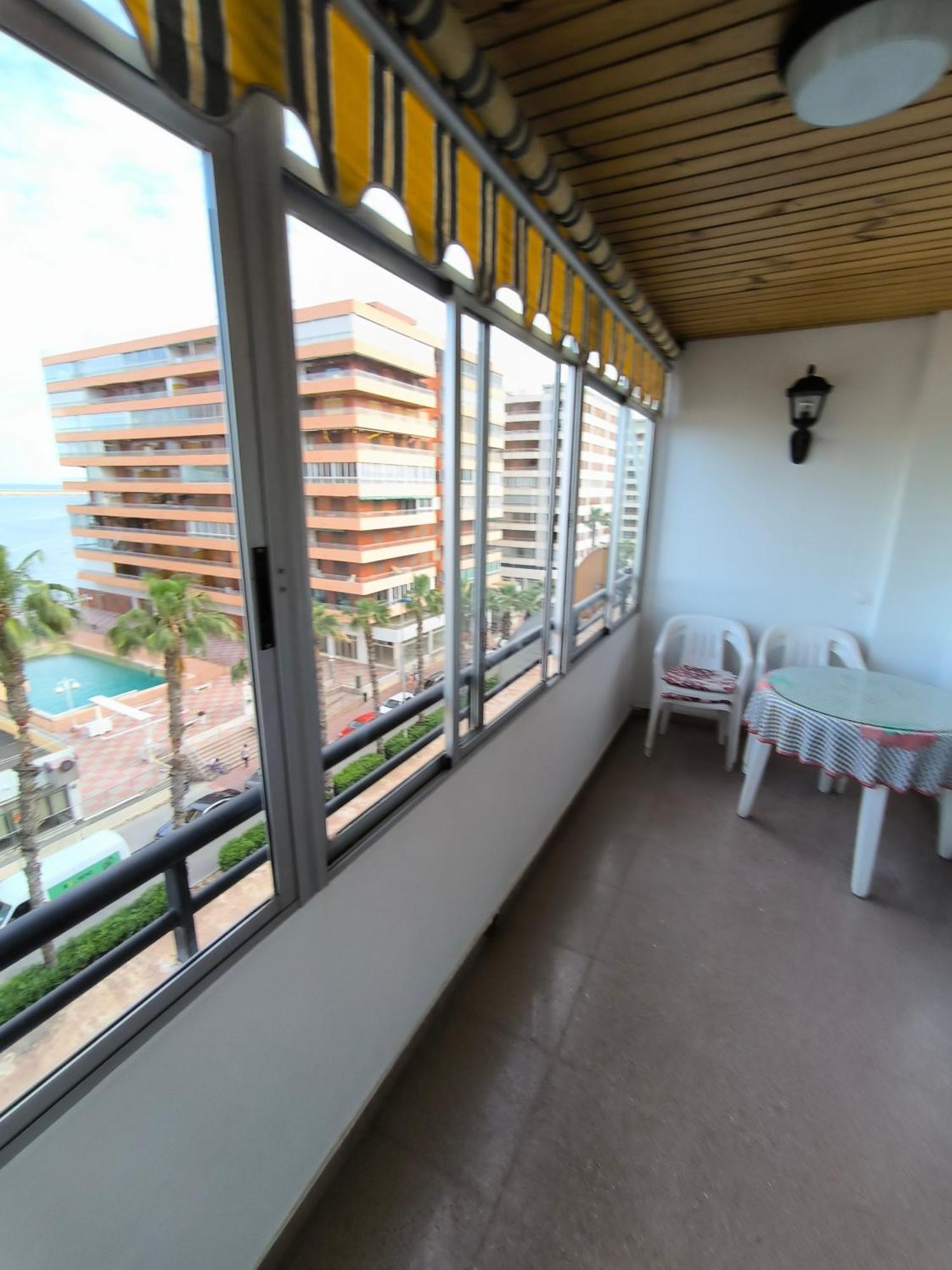 Apartamento Con Buena Vista Apartment ตอร์เรเวียคา ภายนอก รูปภาพ